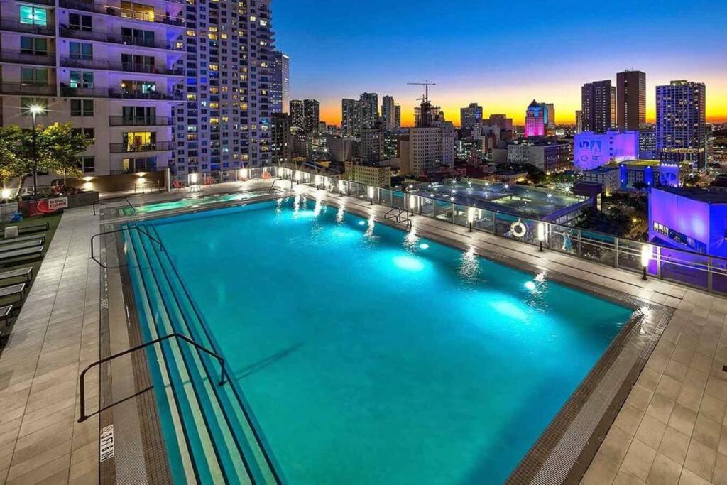 Tranquil Miami Rooftop Escape Studio Apt Apartment Exterior photo